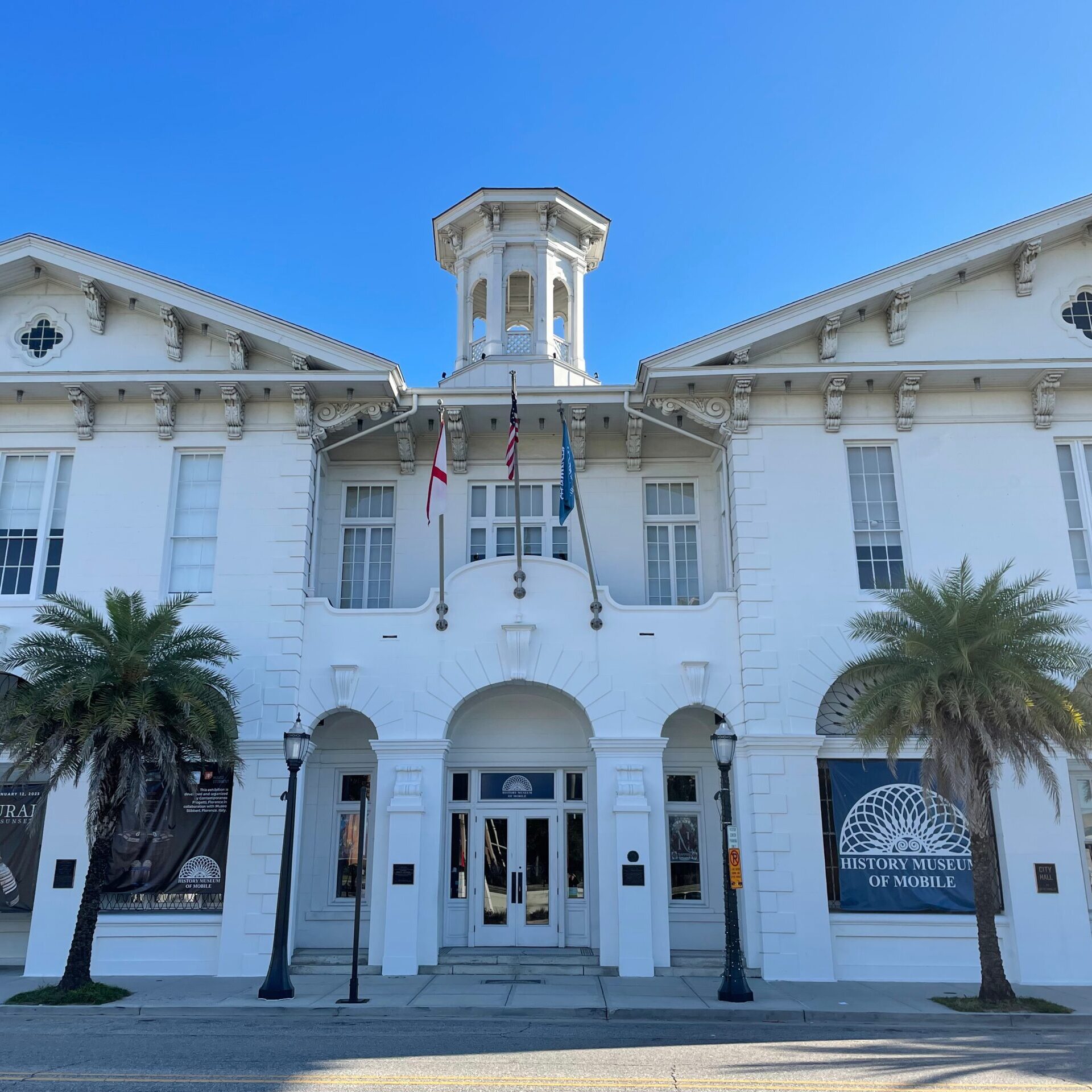 Old City Hall and Southern Market